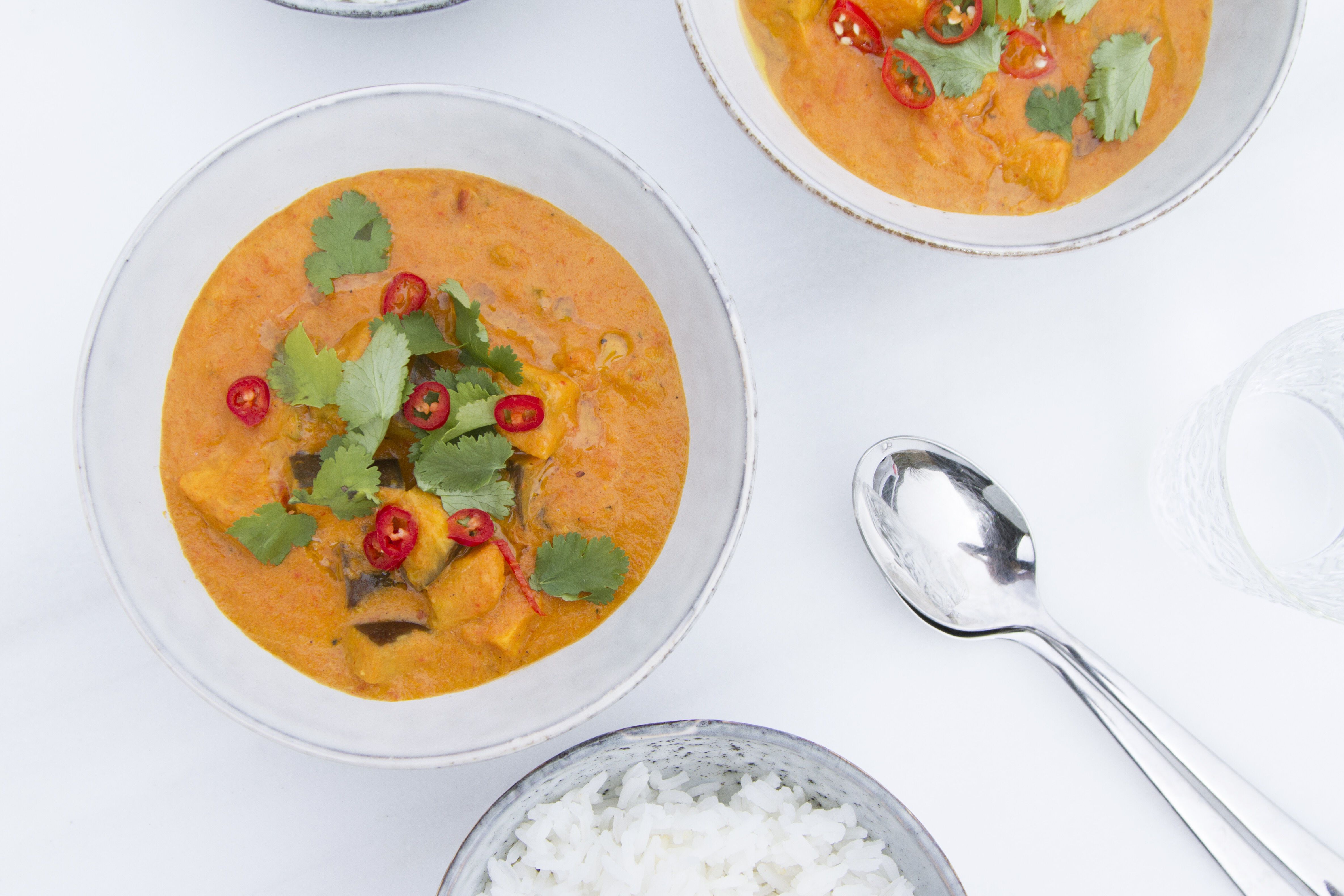 Red pepper curry